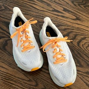 HOKA sneakers , like new size 6
